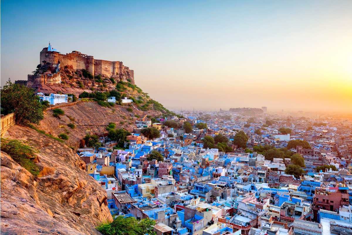 Taxi from Delhi to Shimla 2N/3D
